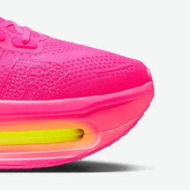 Vomero Premium Hyper Pink Black