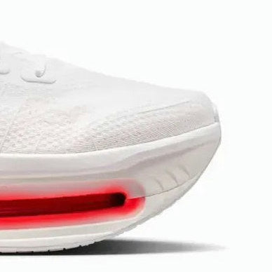 Vomero Premium White Bright Crimson
